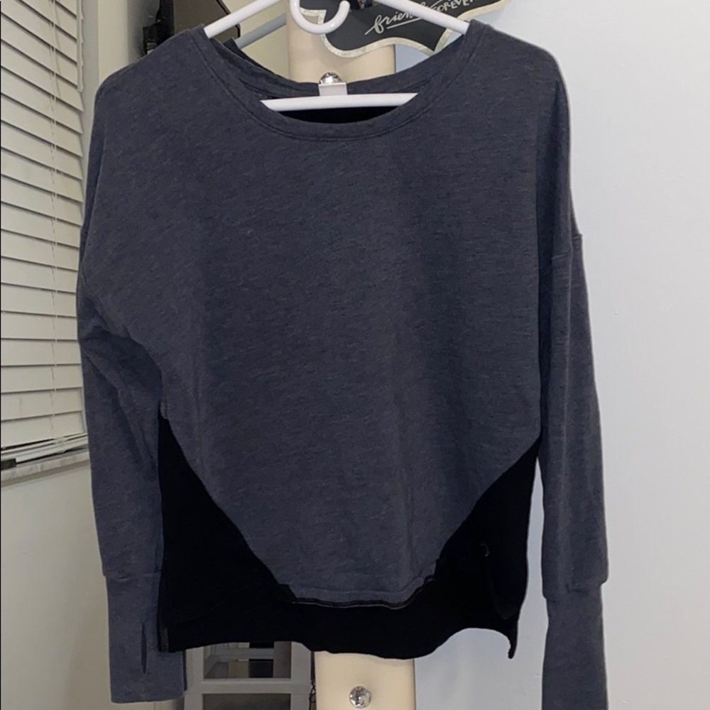 Old Navy active sweatshirt